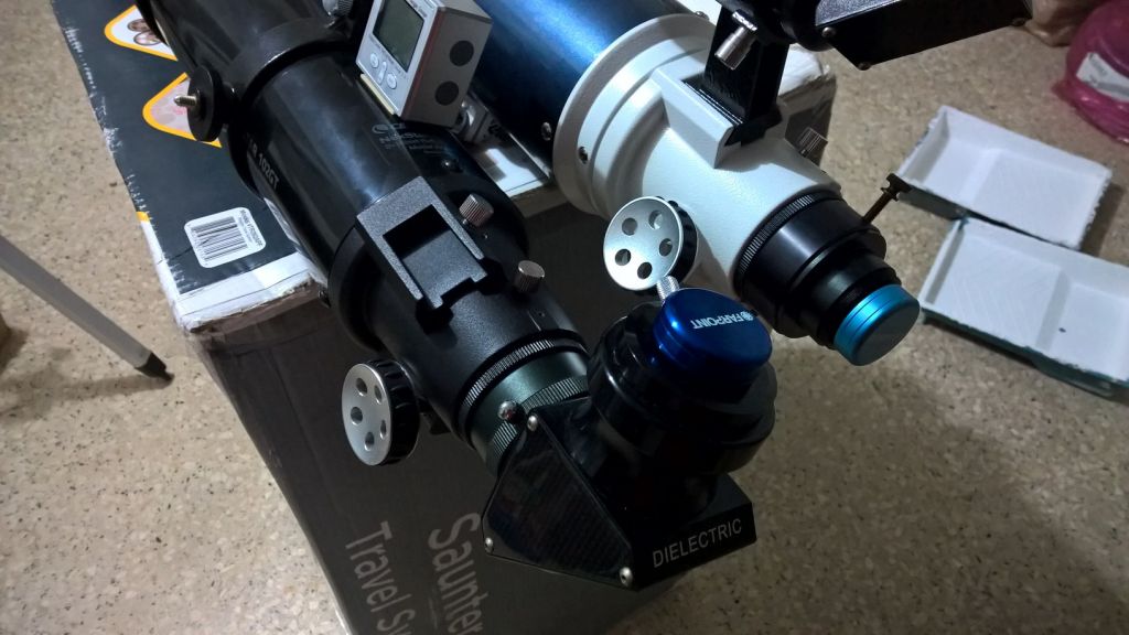 Ambos telescopios tienen el mismo focuser.