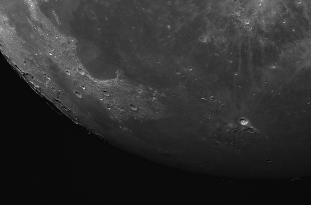 2021-04-25-0230_2-Moon_lapl5_ap576