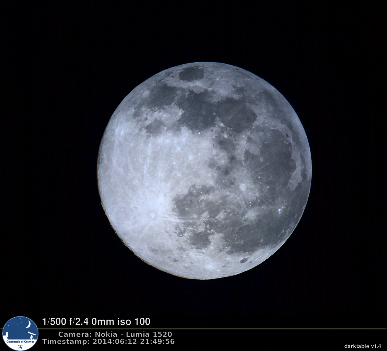 Casi Luna Llena C90 Mak y Nokia Lumia 1520. Crédito: Gustavo Sánchez/Captando el Cosmos.