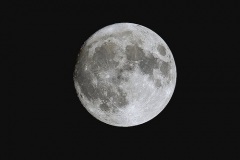 Cara cercana de la Luna.  Foto por G. Sánchez