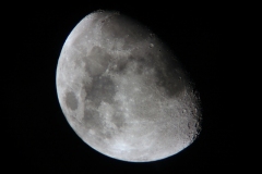 Luna en fase gibosa creciente (26 de agosto de 2012, noveno día en el ciclo lunar)