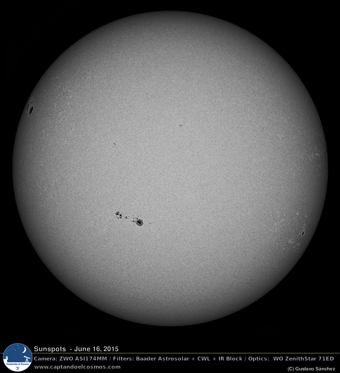 Disco solar visto a través de un filtro de 540nm, en versión monocromática en blanco y negro. Crédito: Gustavo Sánchez/Captando el Cosmos