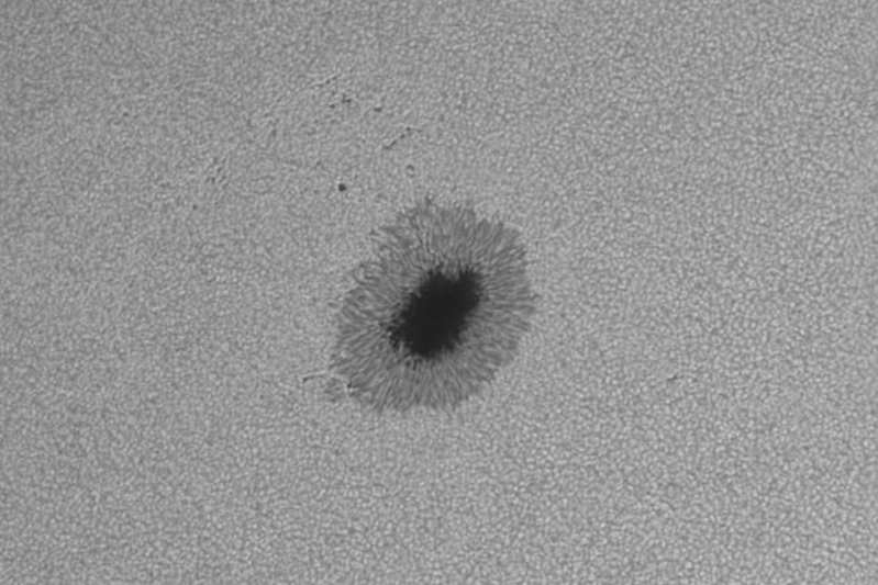 Drizzle15_Sun_120001_g3_b3_ap185_astra