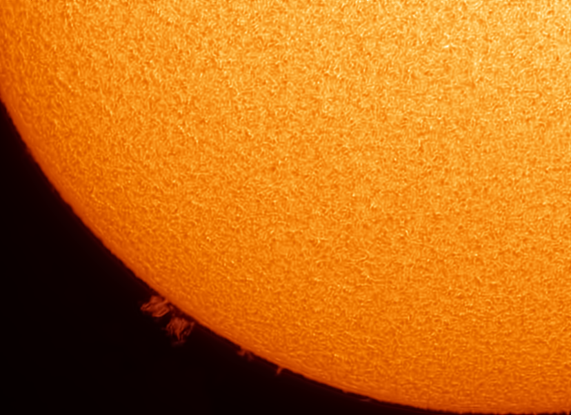 Sun_122900_lapl6_ap832-1